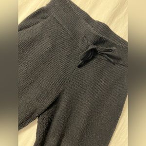 Black Abercrombie and Fitch sweater joggers
